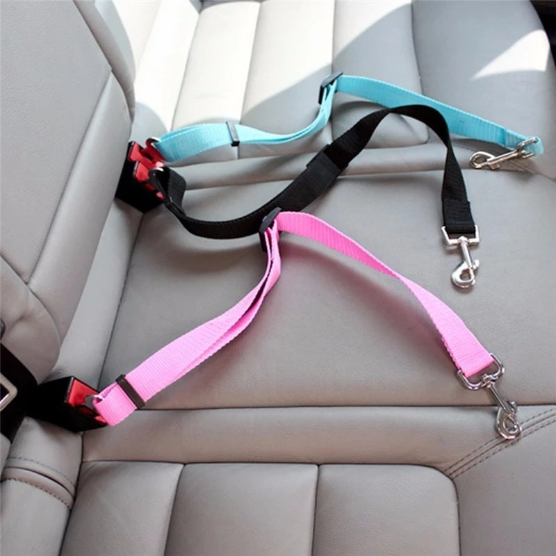 Adjustable Pet Car Seat Belt – Safety Harness & Lead Clip for Dogs and Cats, Vehicle Pet Harness with Traction Clip