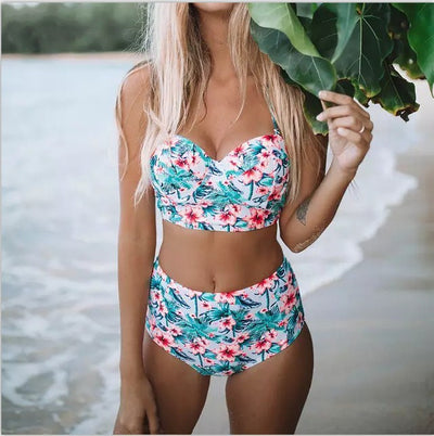 Women’s Fashion Print Split Swimsuit – Sexy Bikini for Beach, Pool, and Summer Vacations