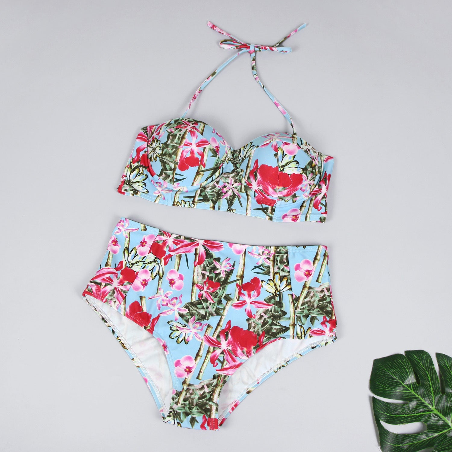 Women’s Fashion Print Split Swimsuit – Sexy Bikini for Beach, Pool, and Summer Vacations