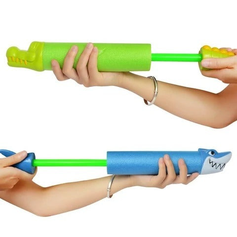 33cm Summer Water Gun Toy – Cartoon Shark Pistol Blaster for Outdoor Pool & Backyard Fun